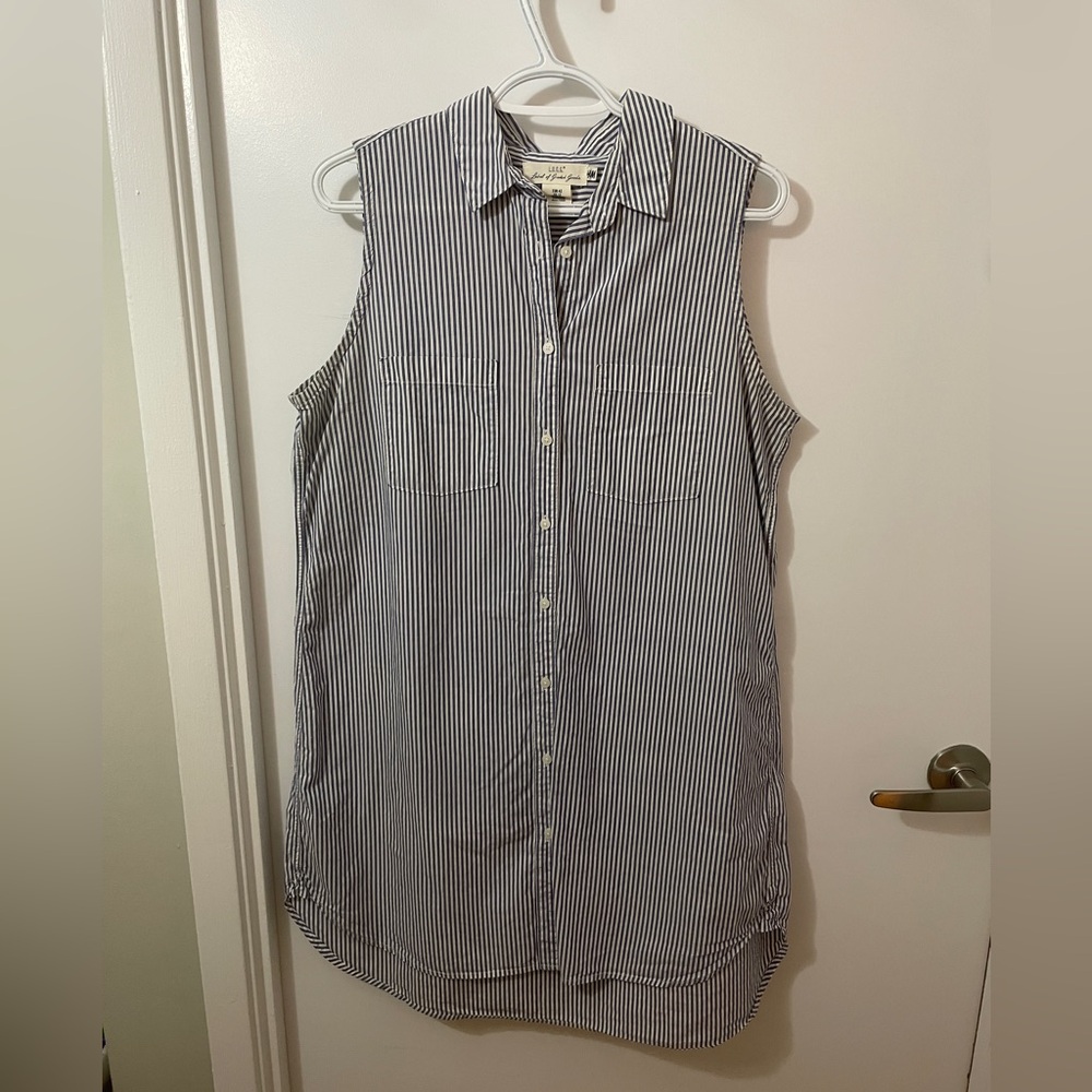 Sleeveless Button Down Tunic